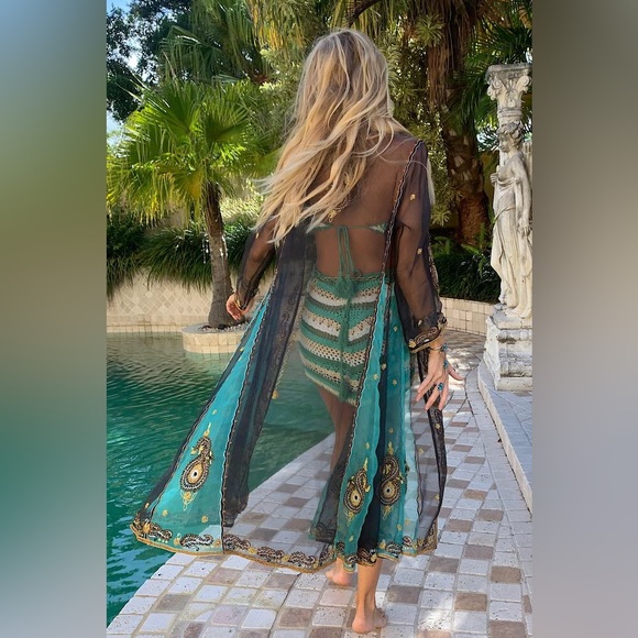 Embroidered Organza Sample - One of a Kind - Picture 2 of 11